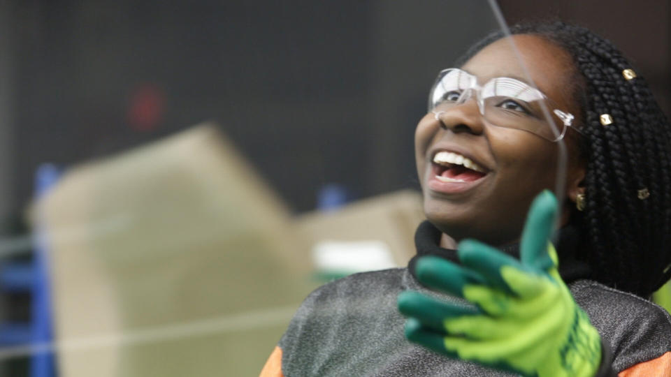 Tawana Smith in "American Factory." (Photo: Steven Bognar/Netflix)