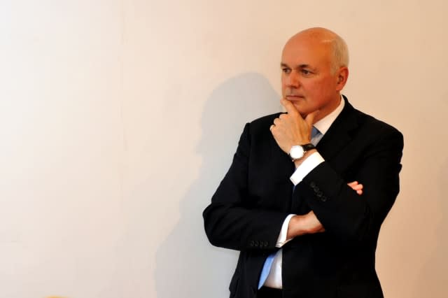 Iain Duncan Smith 'wept over plight of young mother' during TV interview