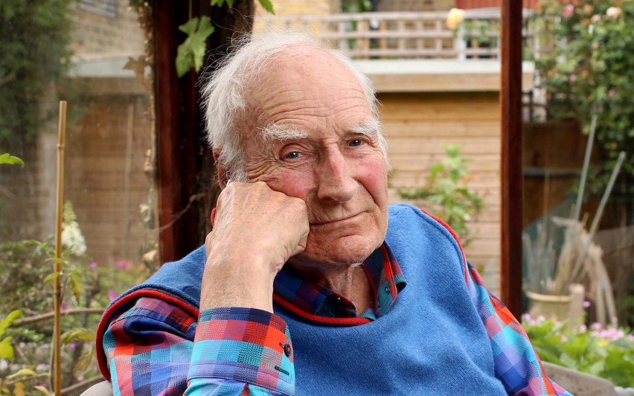 Peter Snow