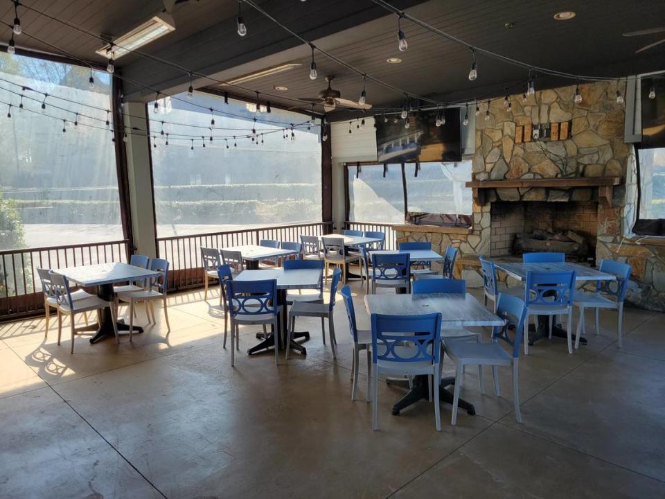 Walnut Grill, based in Pittsburgh, is opening at 15719 Brixham Hill Ave. in Charlotte with a large patio.