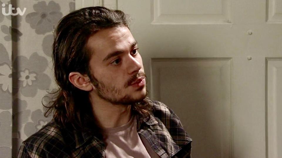 <p>With Abi determined to put her twins up for adoption, Seb considers putting in his own application for custody. Is he up to the responsibility? And how will he react when he's advised <a rel="nofollow noopener" href="http://www.digitalspy.com/soaps/coronation-street/news/a869951/coronation-street-spoilers-seb-franklin-adoption-dilemma/" target="_blank" data-ylk="slk:to cut ties with Abi for good;elm:context_link;itc:0;sec:content-canvas" class="link ">to cut ties with Abi for good</a> to improve his chances?</p>