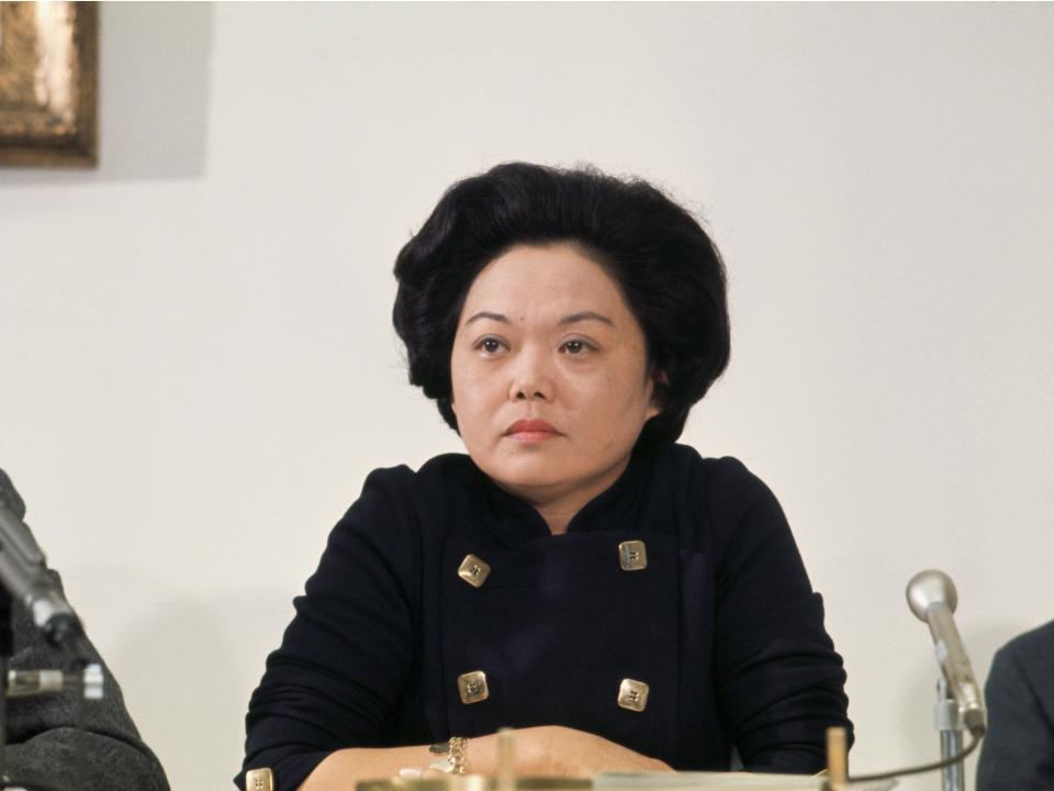 Patsy Mink at a news conference in 1971.