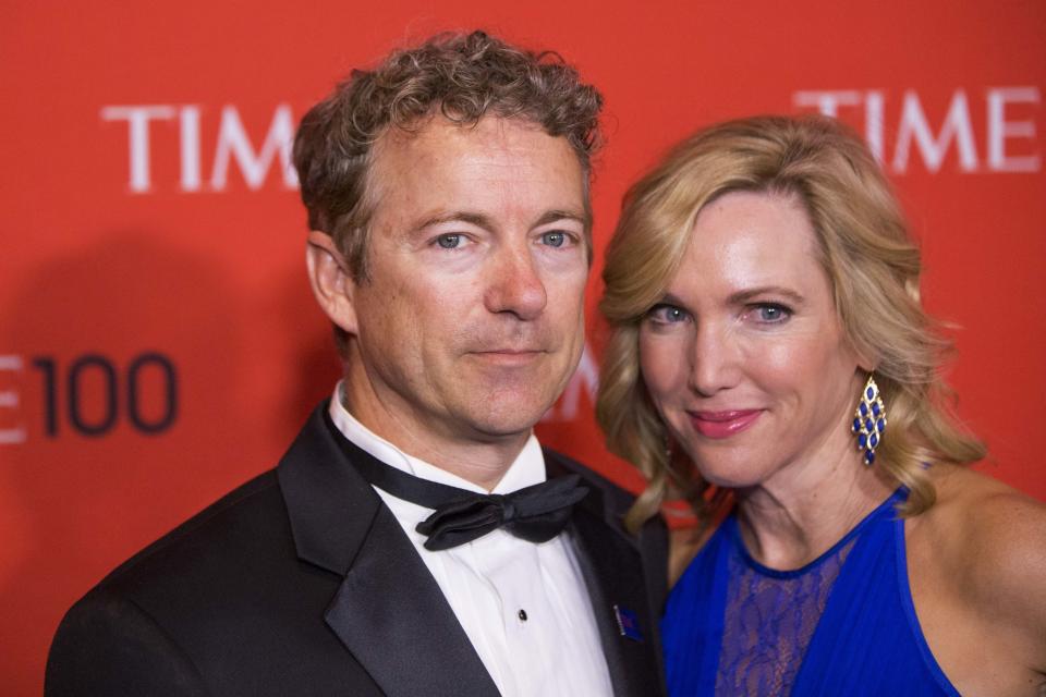 Honoree and Senator Rand Paul (R-KY) arrives with his wife Kelley Paul at the Time 100 gala celebrating the magazine's naming of the 100 most influential people in the world for the past year in New York April 29, 2014. REUTERS/Lucas Jackson (UNITED STATES - Tags: ENTERTAINMENT)