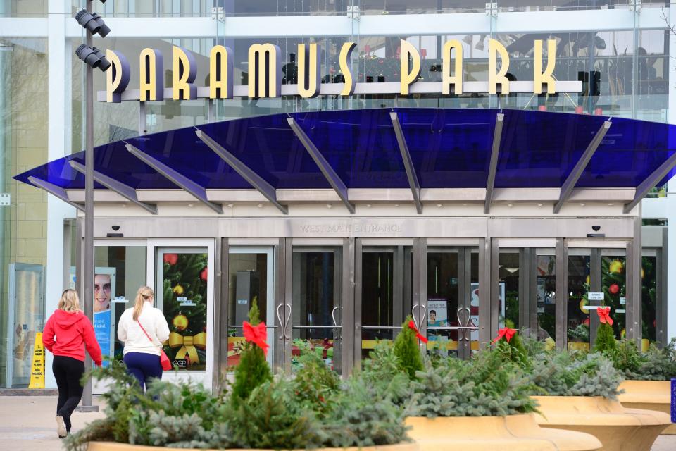 Paramus Park Mall