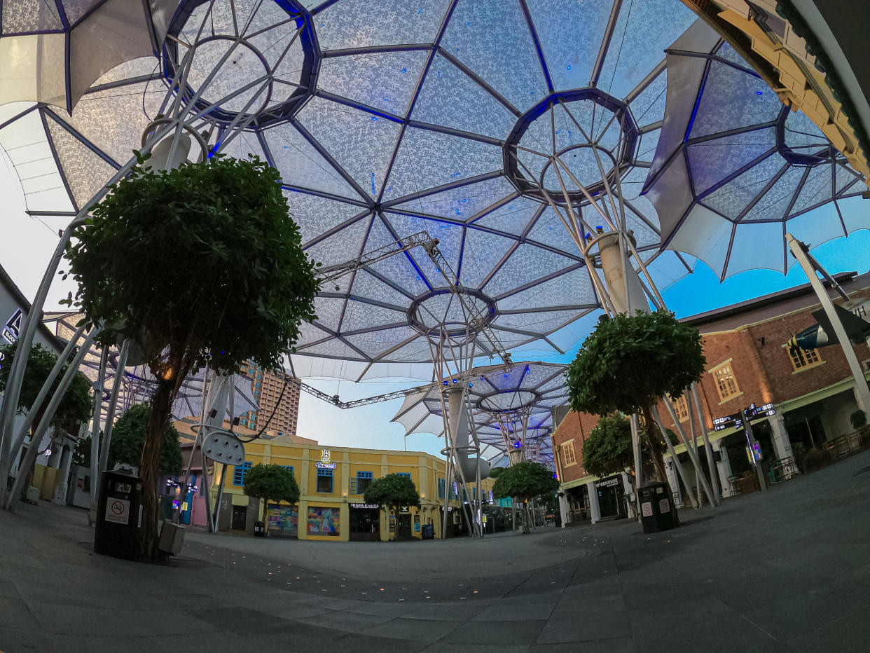 Totally quiet at entertainment hotspot Clarke Quay in Singapore. (PHOTO: Getty)