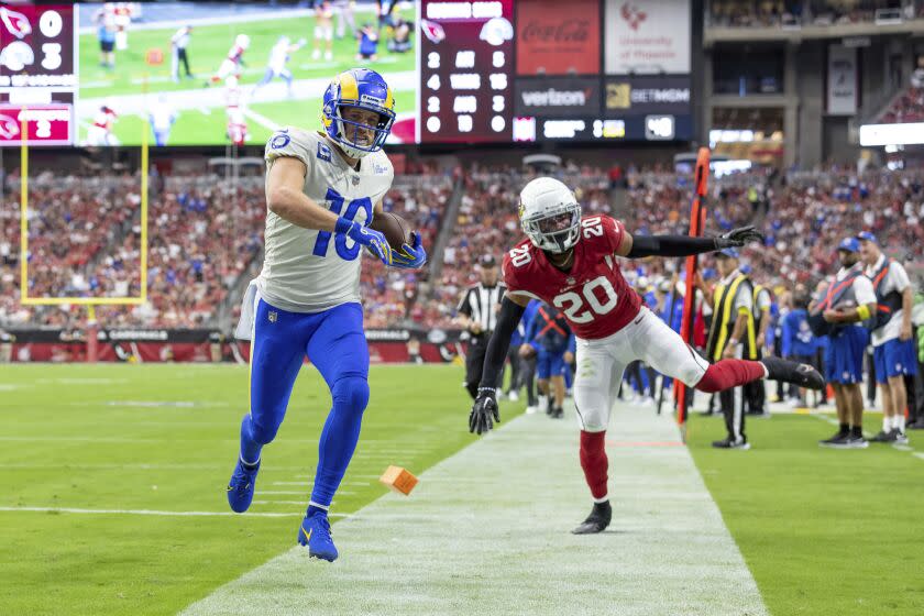 Wide receiver (10) Cooper Kupp of the Los Angeles Rams runs the ball for a touchdown.