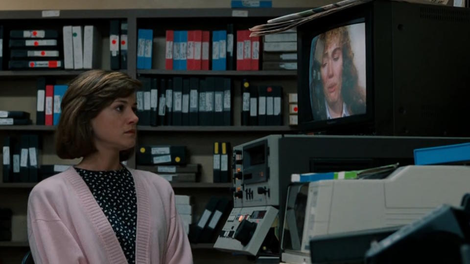 Broadcast News (1987)