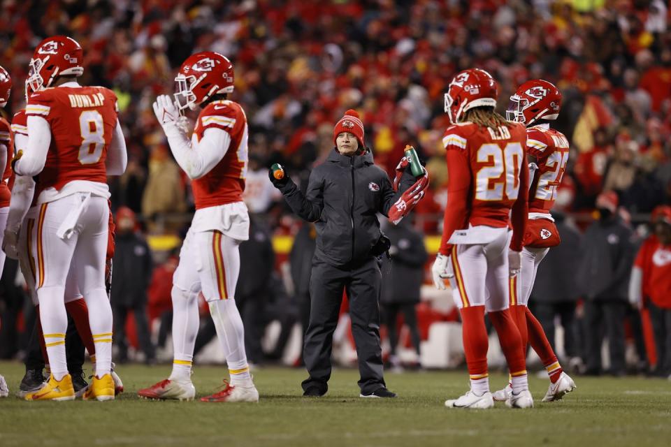 kansas city chiefs athletic trainer tiffany morton during an afc championship game against the cincinnati bengals, sunday, january 29, 2023 in kansas city 