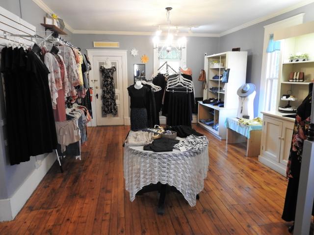 Lynnie Lou s Boutique in Roscoe Village offers business casual