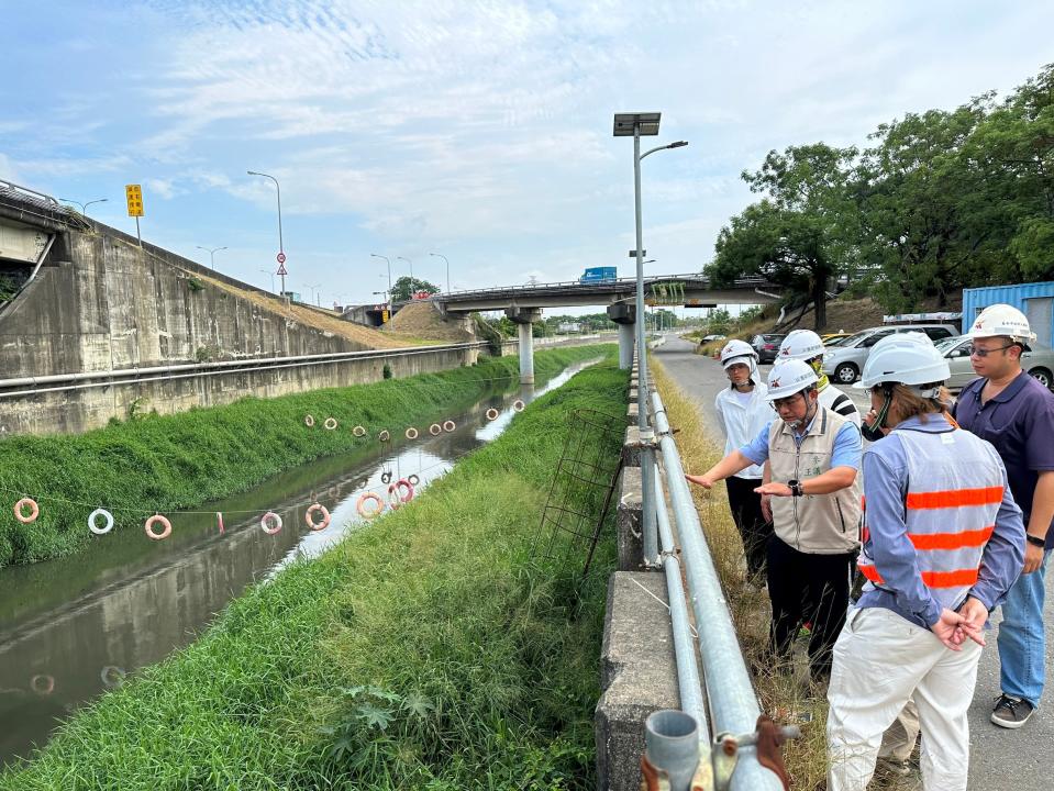 防範致災性雨勢造成災害，南市府啟動重點防汛工程抽查作業。（圖：南市府提供）