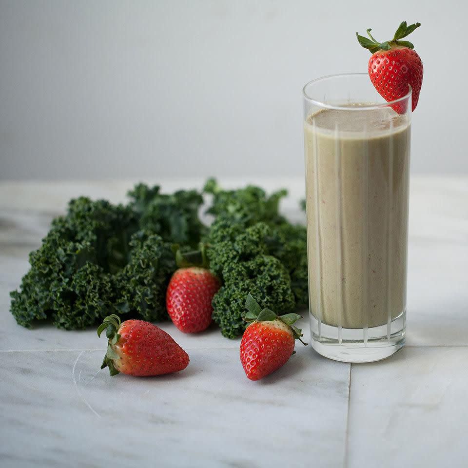 Peanut Butter-Strawberry-Kale Smoothie