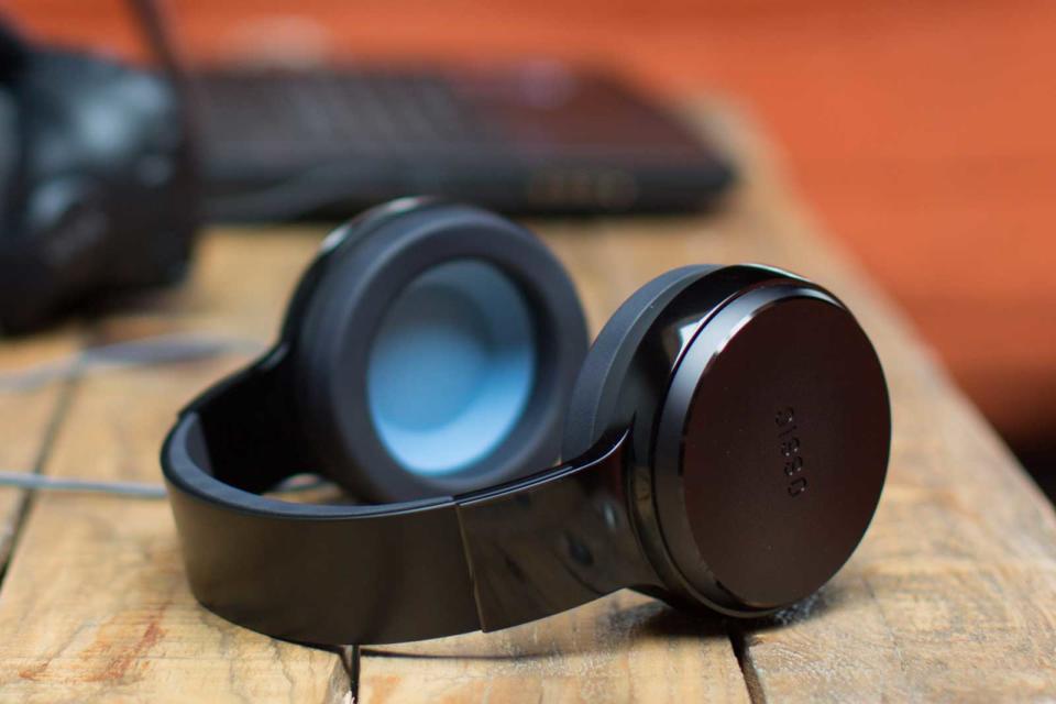 It's a sad time if you're a fan of 3D audio. Ossic, a startup that crowdfunded
