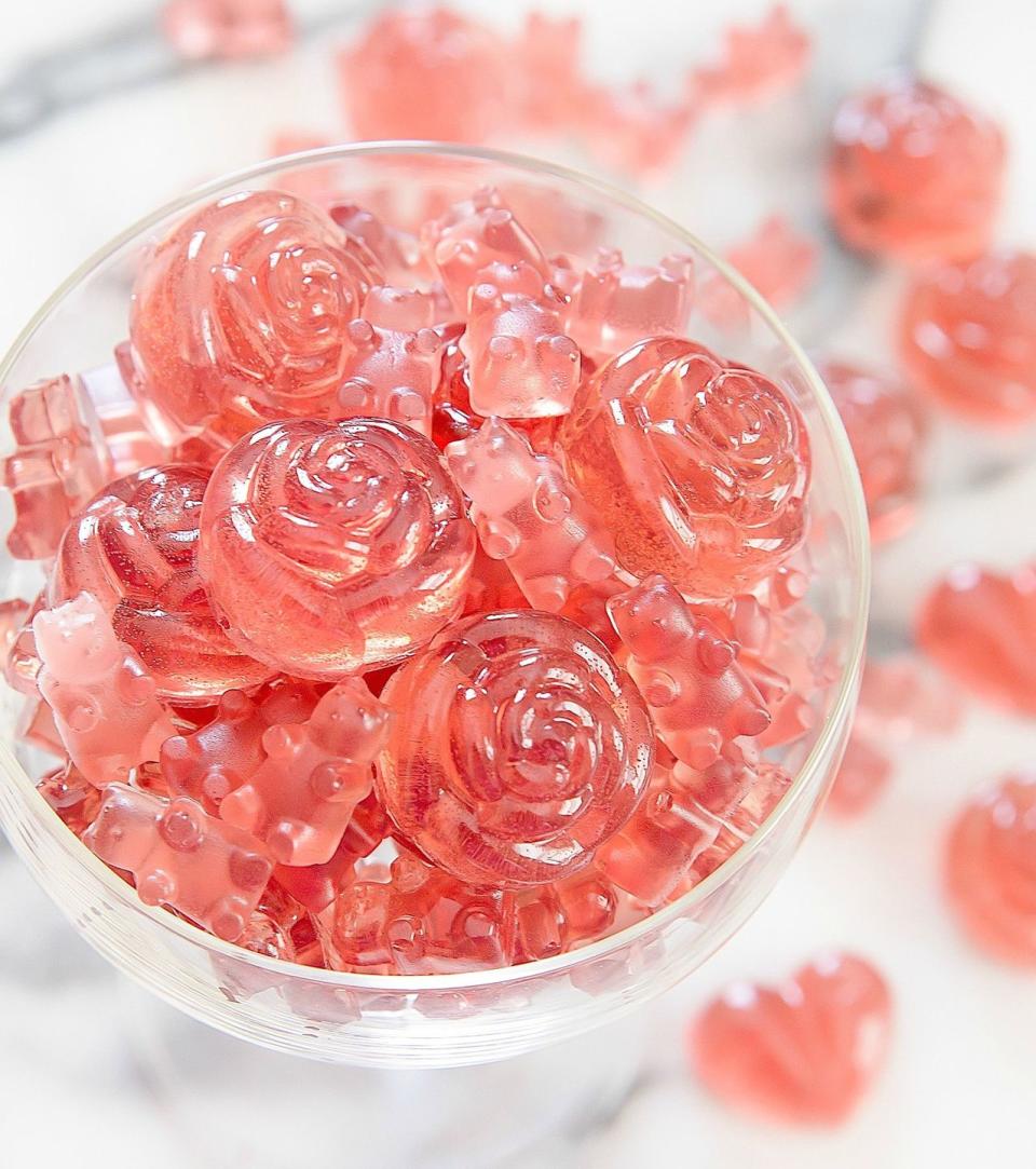 Rosé Champagne Gummy Bears