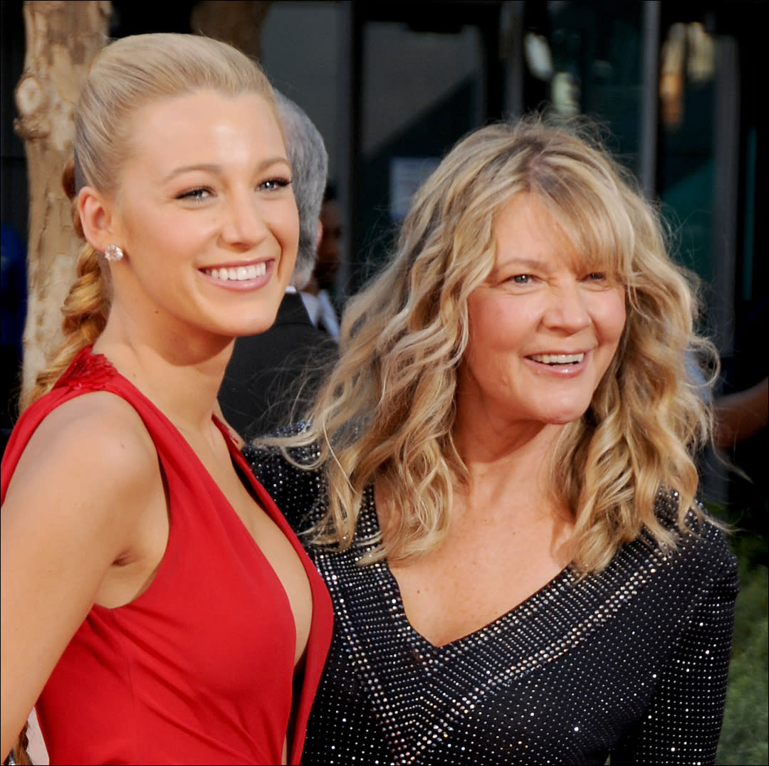  Blake Lively and Elaine Lively. 