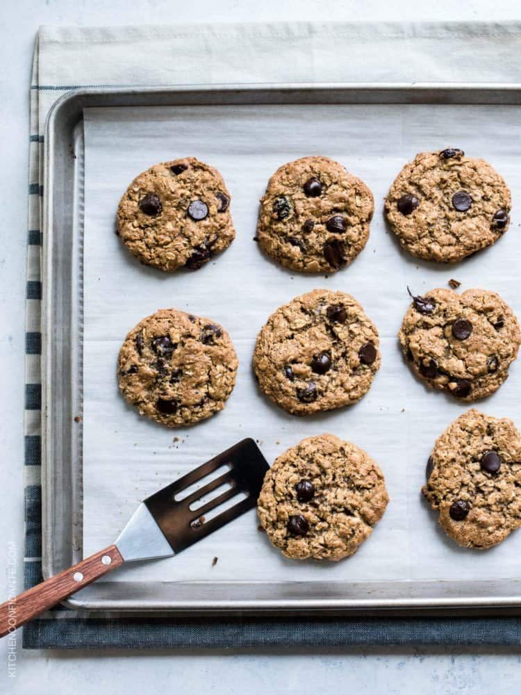 Almond Butter Oat Cookies