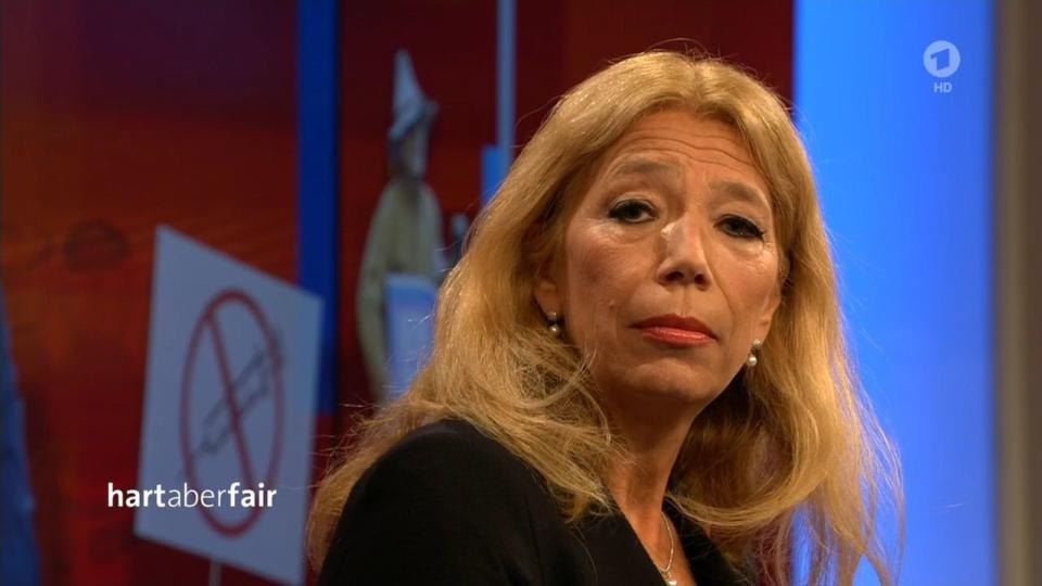 Svenja Flaßpöhlers Vergleich, Nicht-Impfen sei wie Rauchen, ließ Dr. Lisa Federle (Bild) nicht gelten. Ihr Fazit: "Falsche Argumentation!" (Bild: ARD)