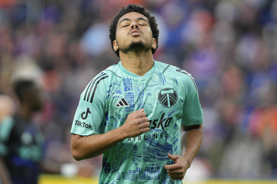 Portland Timbers' Evander reacts after a called corner kick during the first half of an MLS soccer match against the FC Cincinnati Saturday, April 22, 2023, in Cincinnati. (AP Photo/Jeff Dean)