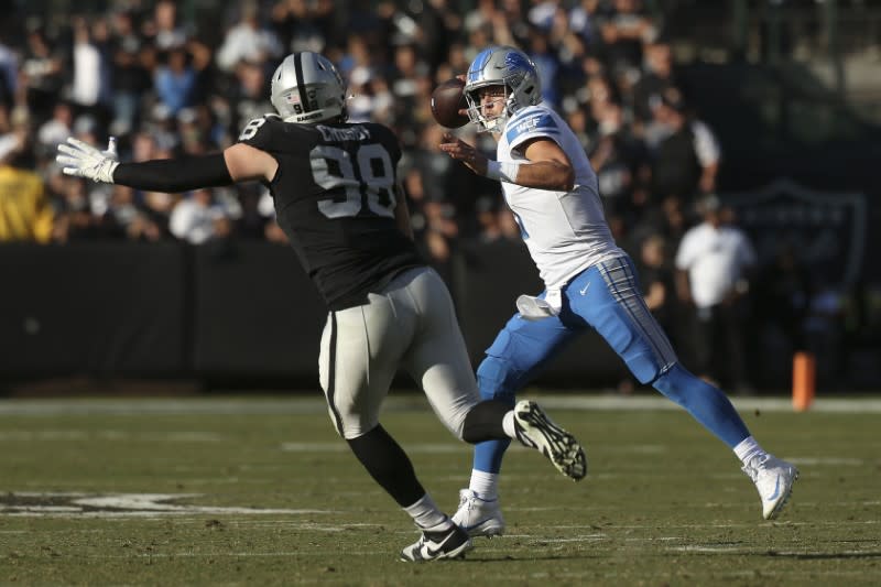 NFL: Detroit Lions at Oakland Raiders