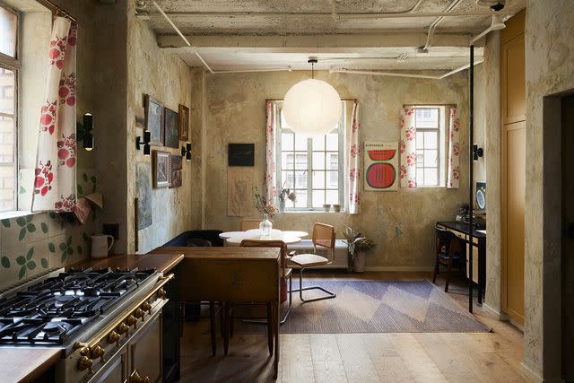 Drew Barrymore reveals stunning kitchen in The Home Edit season 2 trailer –  watch video