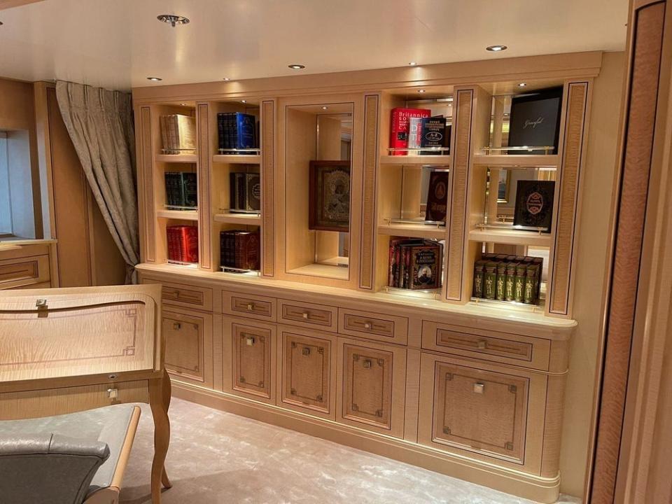 A bookcase on the ship