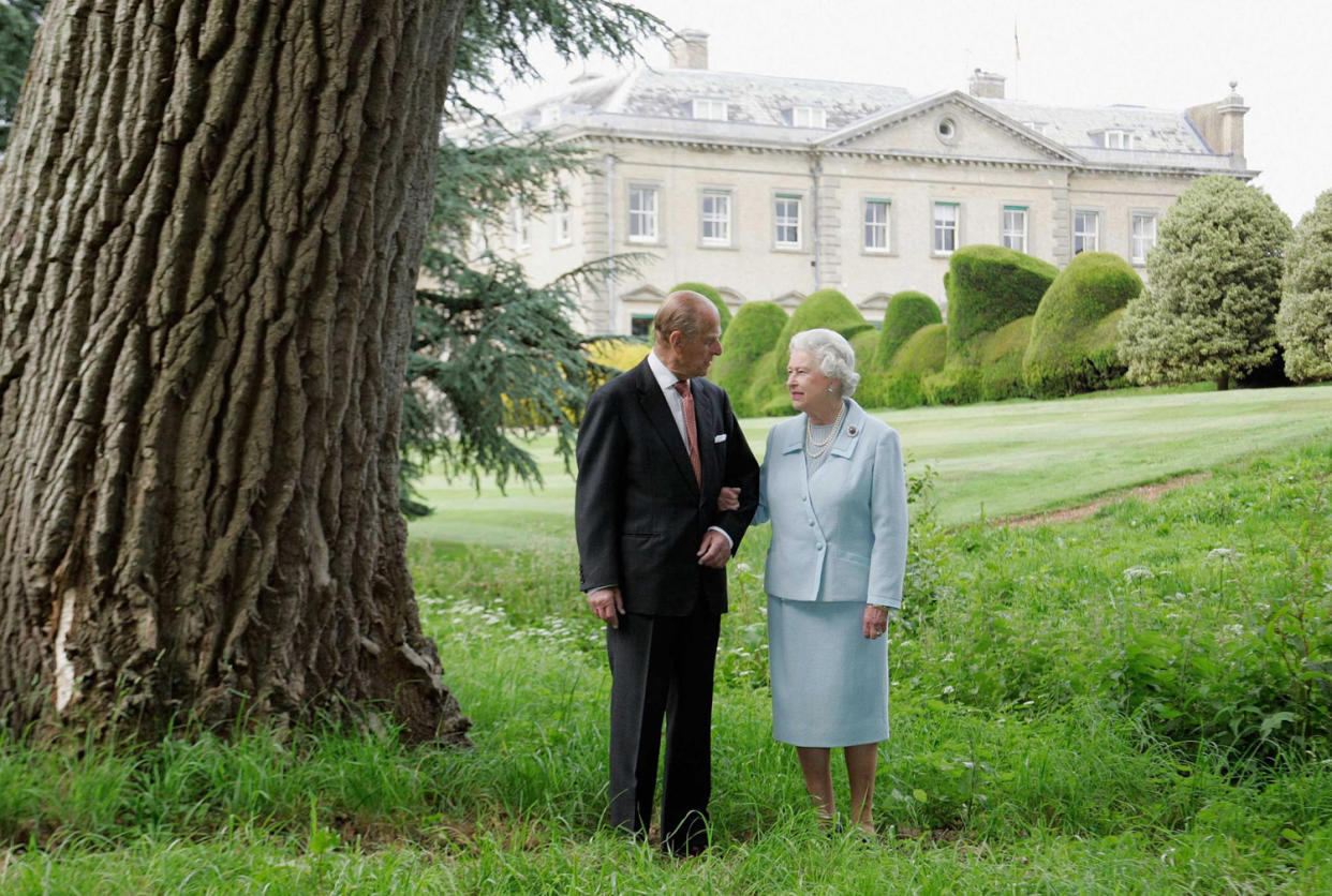 Queen Elizabeth II and Prince Philip (Tim Graham / Pool via AP)