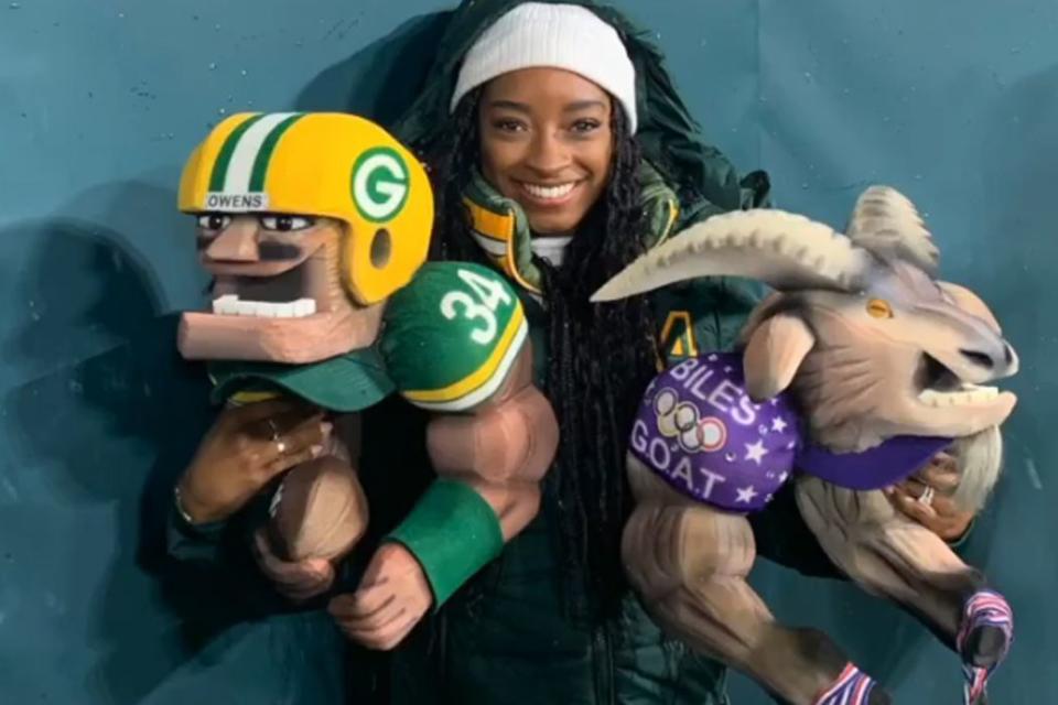 <p>SNFonNBC/X</p> Simone Biles receives generous custom-made gift from Packers fan