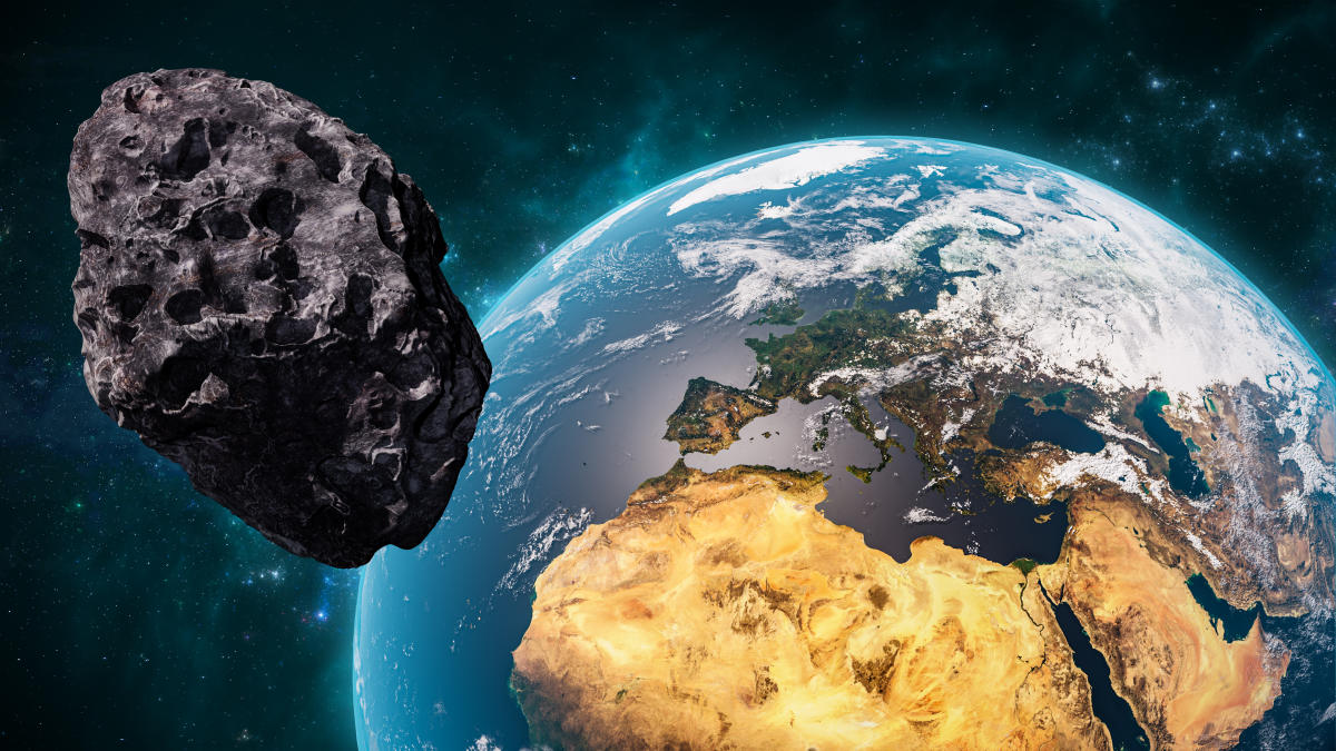 Un gros astéroïde vole près de la Terre