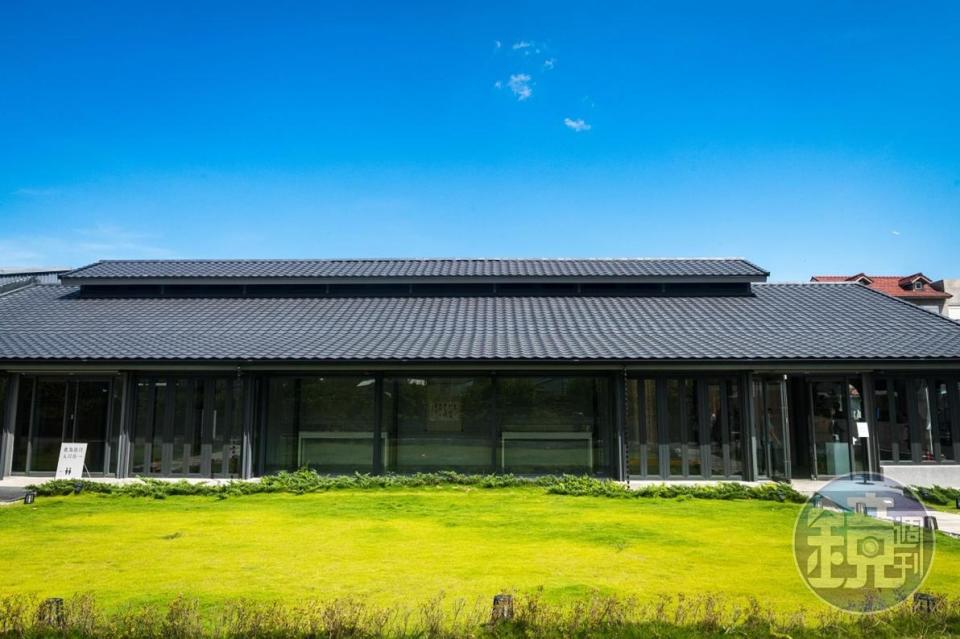 2017年由「多力米故事館」梁正賢先生提供並自費改建的「池上穀倉藝術館」。