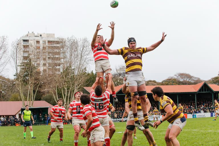 Belgrano fue más que Alumni, se repuso de un 13 a 0 y sacó de los puestos de acceso a los playoffs a su tradicional oponente.