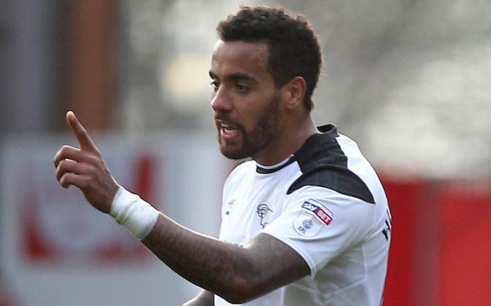 Manchester United hold talks with Tom Huddlestone over player-coach role with under-21s - GETTY IMAGES