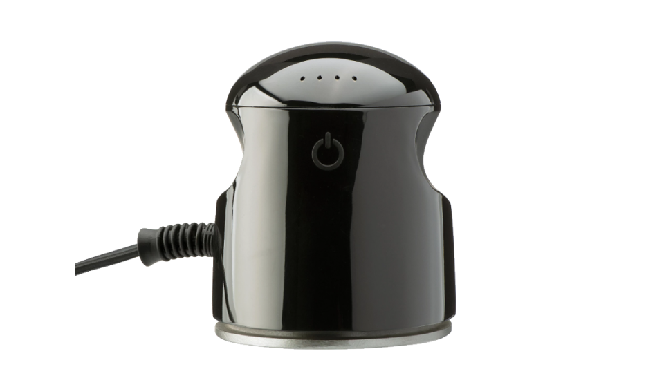 No more excuses for wrinkled clothes. This mini steamer is travel-ready. (Photo: QVC)