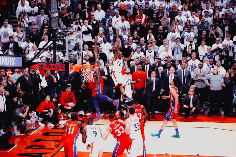 Kawhi Leonard puts up a buzzer-beater to beat the Philadelphia 76ers in Game 7 of their Eastern Conference playoff series.