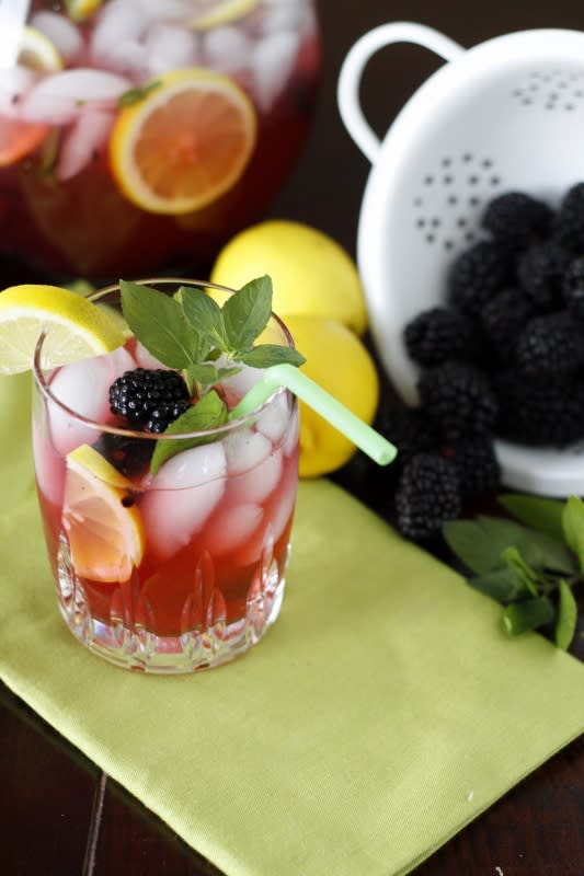 Easy Blackberry Lemonade