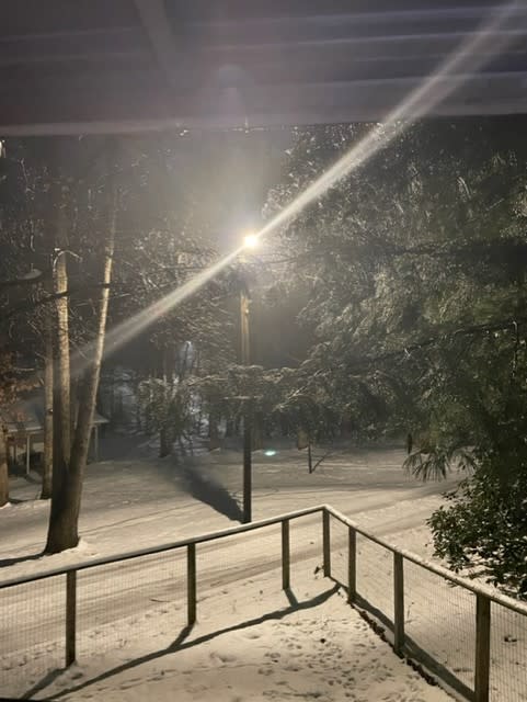 Freezing rain has been spotted along Shady Brook Circle in Dickson (Courtesy: Sheriff Tim Eads)