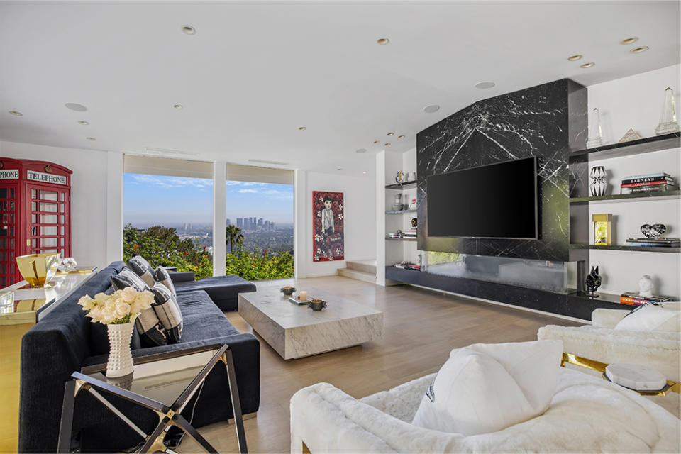 1654 N. Doheny Drive Hollywood Hills