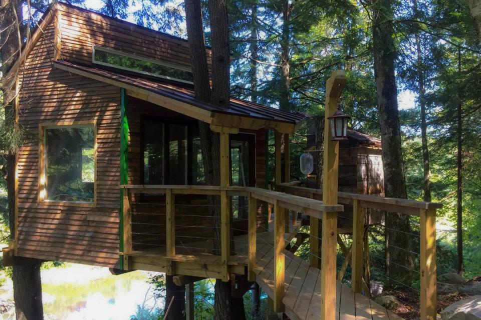 33) Green Mountain Treehouse