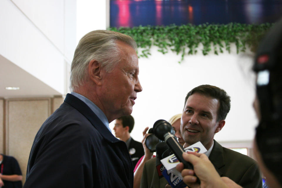 Actor Jon Voight talks to the press on his way to an interview at the media filing center for the Republican National Convention on Wednesday, Aug. 29, 2012. (Torrey AndersonSchoepe/Yahoo! News)