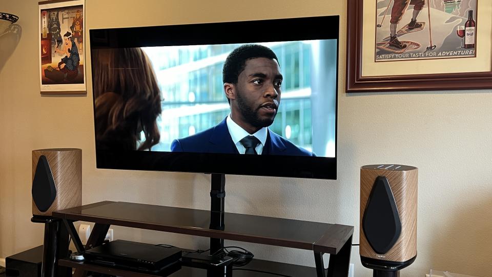 sonus faber duetto in living room with TV