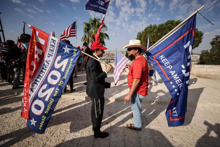 Partidarios israelíes de un segundo mandato del presidente Donald Trump organizan un acto en Jerusalén el 27 de octubre de 2020.