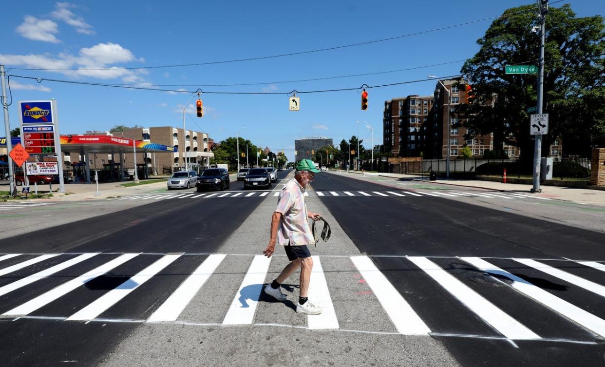 Walking in Sarasota County can be hazardous. There were at least 160 crashes involving pedestrians last year; at least 17 were fatal. In 2020, there were 140 crashes, with 13 fatalities.