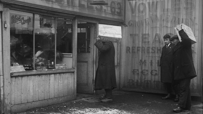 Margarine delivery during wartime