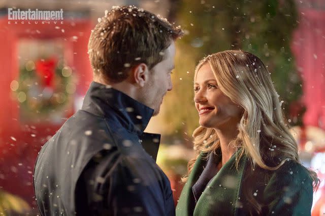 2023 Hallmark Media/Photographer: Petr Maur Jonathan Keltz, Rebecca Dalton in 'Christmas By Design'