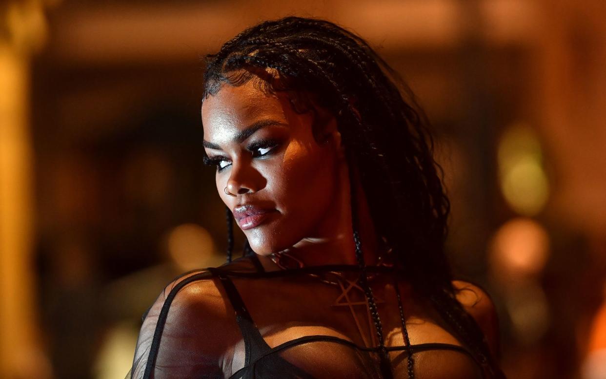 Sängerin, Songwriterin, Schauspielerin, Tänzerin, Model ... und nicht zuletzt Mutter von zwei Kindern: Teyana Taylor ist vielseitig begabt. (Bild: 2021 Paras Griffin / Getty Images)