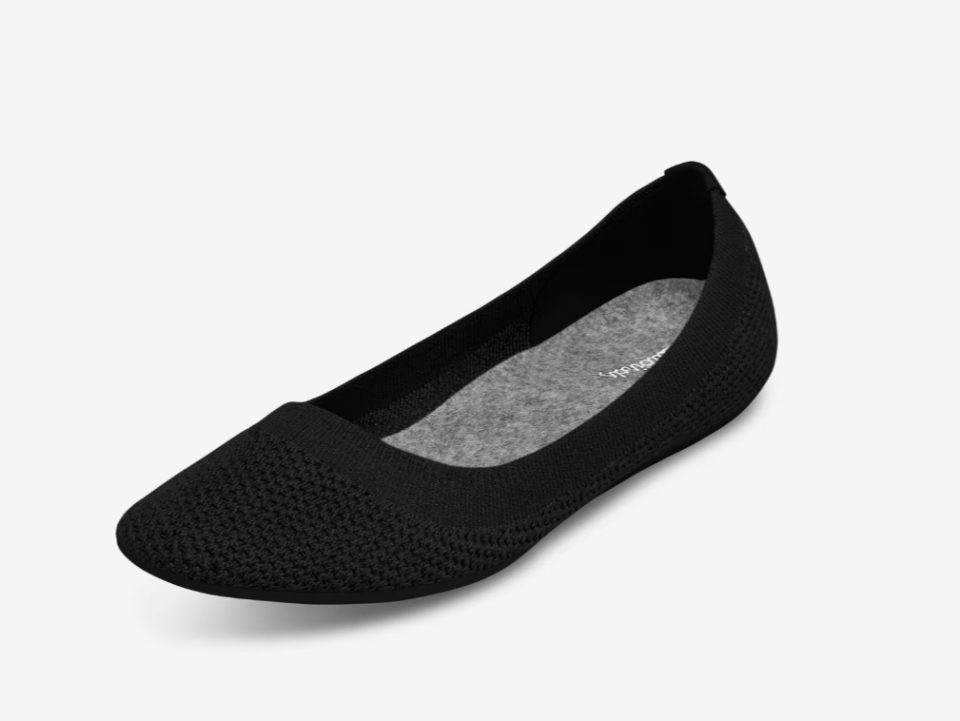 <p><a href="https://go.redirectingat.com?id=74968X1596630&url=https%3A%2F%2Fwww.allbirds.com%2Fproducts%2Fwomens-tree-breezers-jet-black&sref=https%3A%2F%2Fwww.womansday.com%2Fhealth-fitness%2Fg44254884%2Fbest-shoes-for-bunions%2F" rel="nofollow noopener" target="_blank" data-ylk="slk:Shop Now;elm:context_link;itc:0;sec:content-canvas" class="link ">Shop Now</a></p><p>Women's Tree Breezers</p><p>$100.00</p><p>allbirds.com</p><span class="copyright">Allbirds</span>