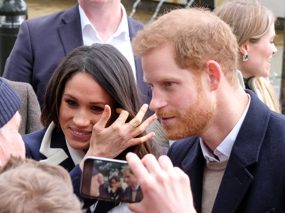 Die Beziehung von Herzogin Meghan und Prinz Harry wurde 2016 öffentlich. (Bild: MattKeeble.com/shutterstock.com)