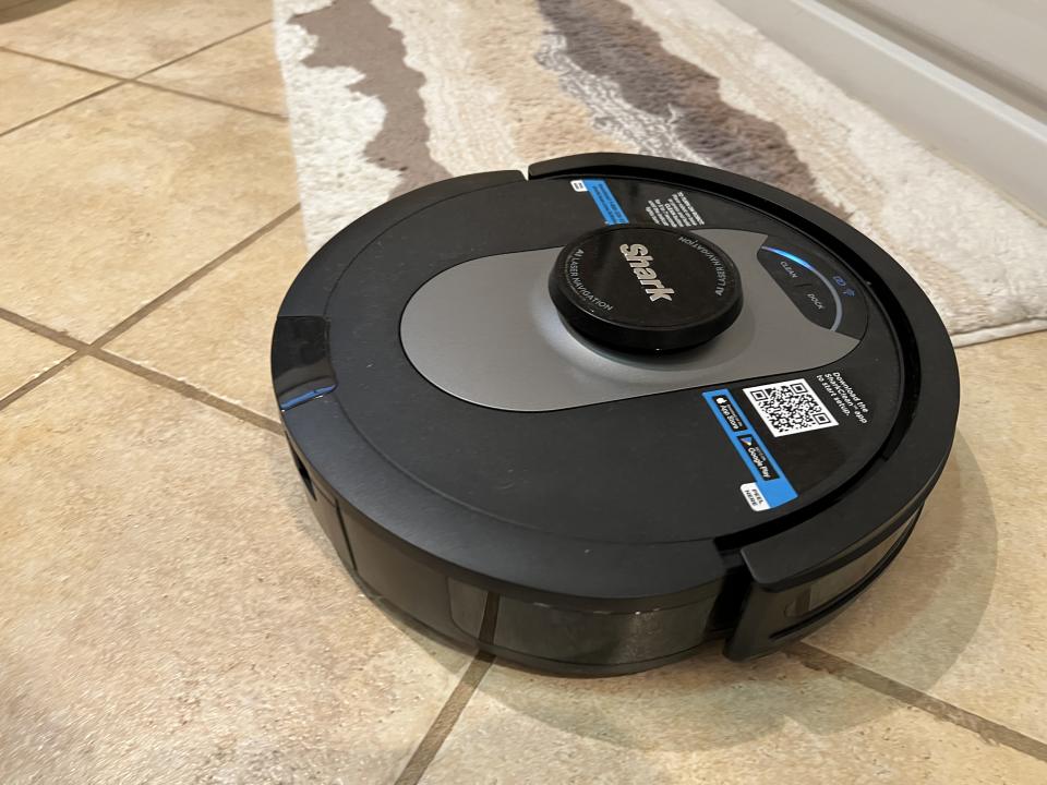 Shark AI XL Robot vacuum