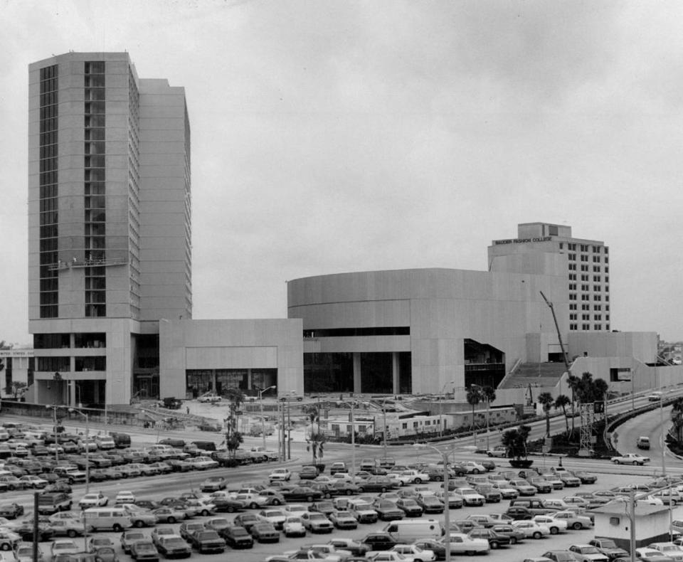 Sparking the growth in downtown Miami’s convention market: the new $93 million James L. Knight Center, which opened in 1982.