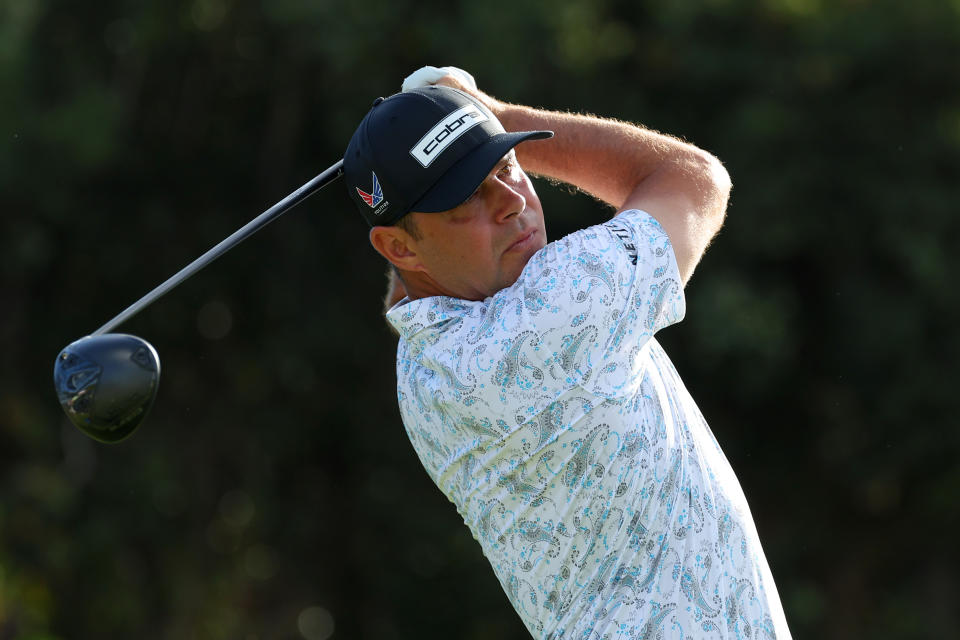 HONOLULU, HAWAII - JANUARY 11: Gary Woodland of the United States plays his shot from the 16th tee during the first round of the Sony Open in Hawaii at Waialae Country Club on January 11, 2024 in Honolulu, Hawaii. (Photo by Kevin C. Cox/Getty Images)