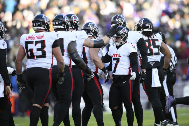 Atlanta Falcons kicker Younghoe Koo (7) walks on the field before an NFL  football game between