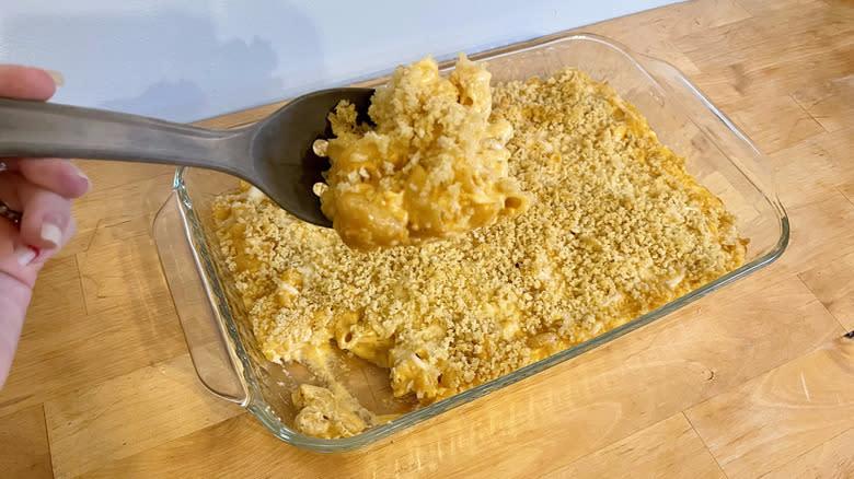 Macaroni and cheese on a spoon